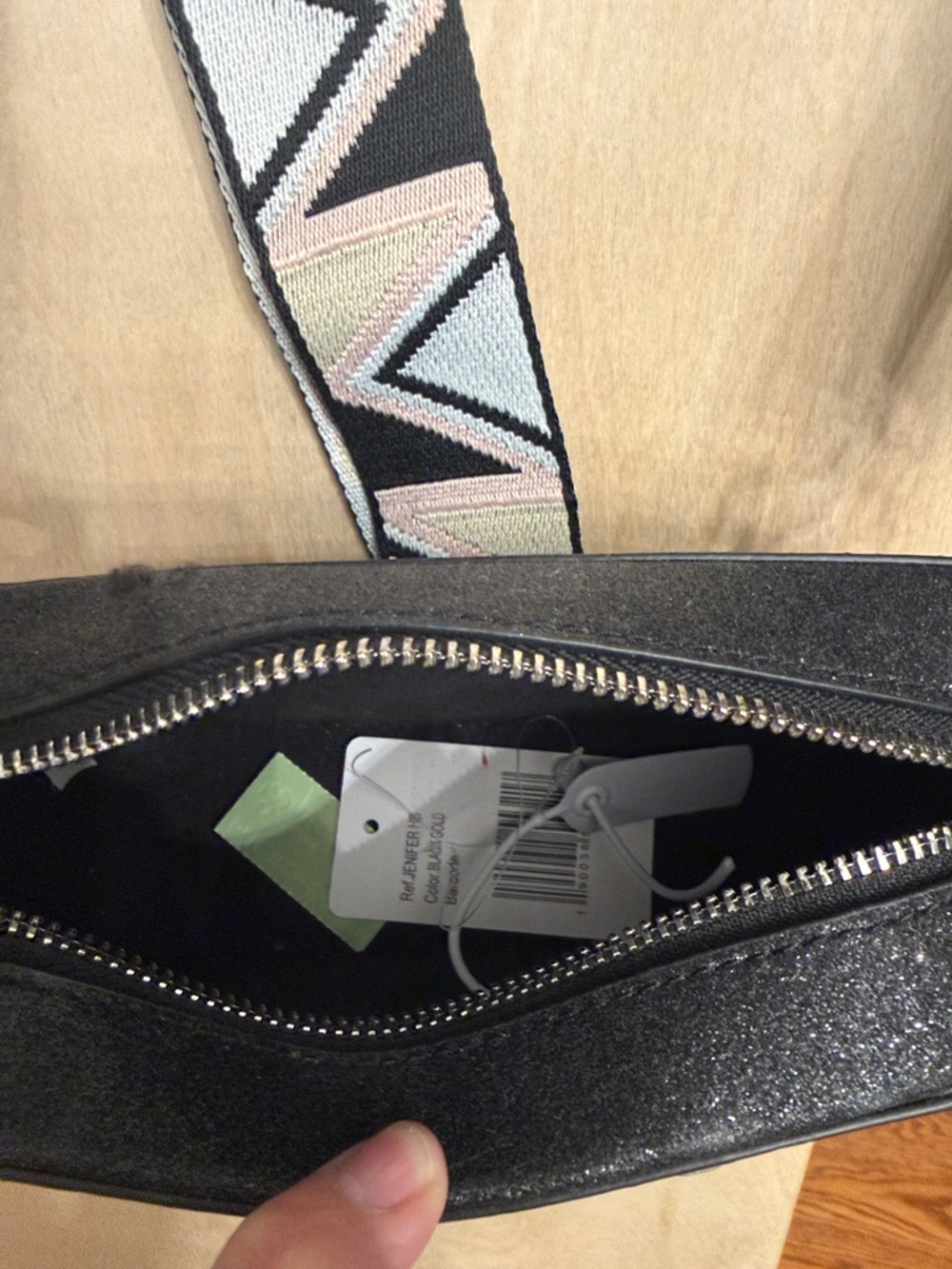 Black Crossbody Bag with Olive Star Accent and Patterned Strap - Picture 2 of 4